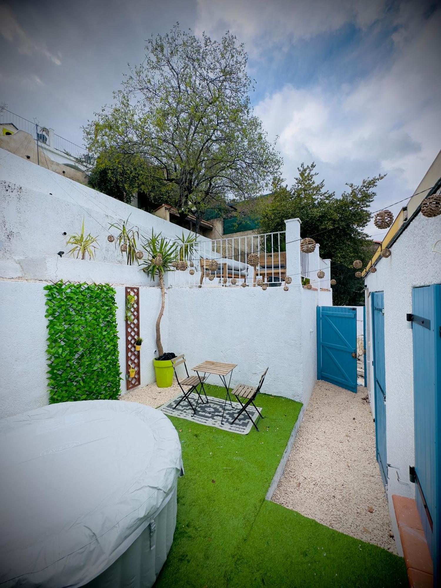 Petite Maison Avec Terrasse 라펜느쉬르후보네 외부 사진