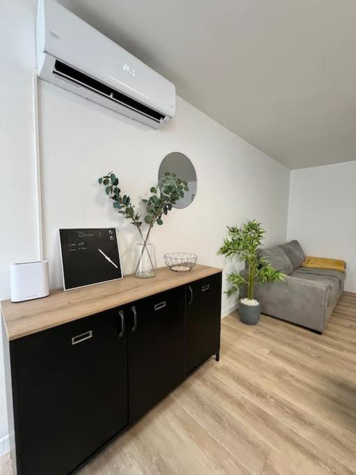 Petite Maison Avec Terrasse 라펜느쉬르후보네 외부 사진